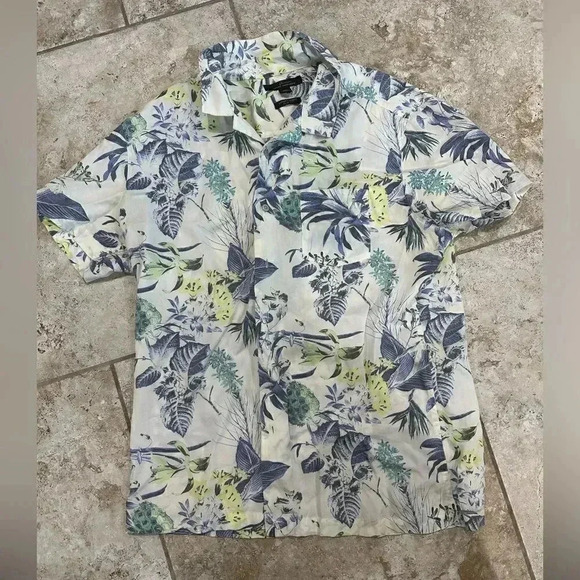 Marc Anthony Other - Men’s Marc Anthony button up slim fit large